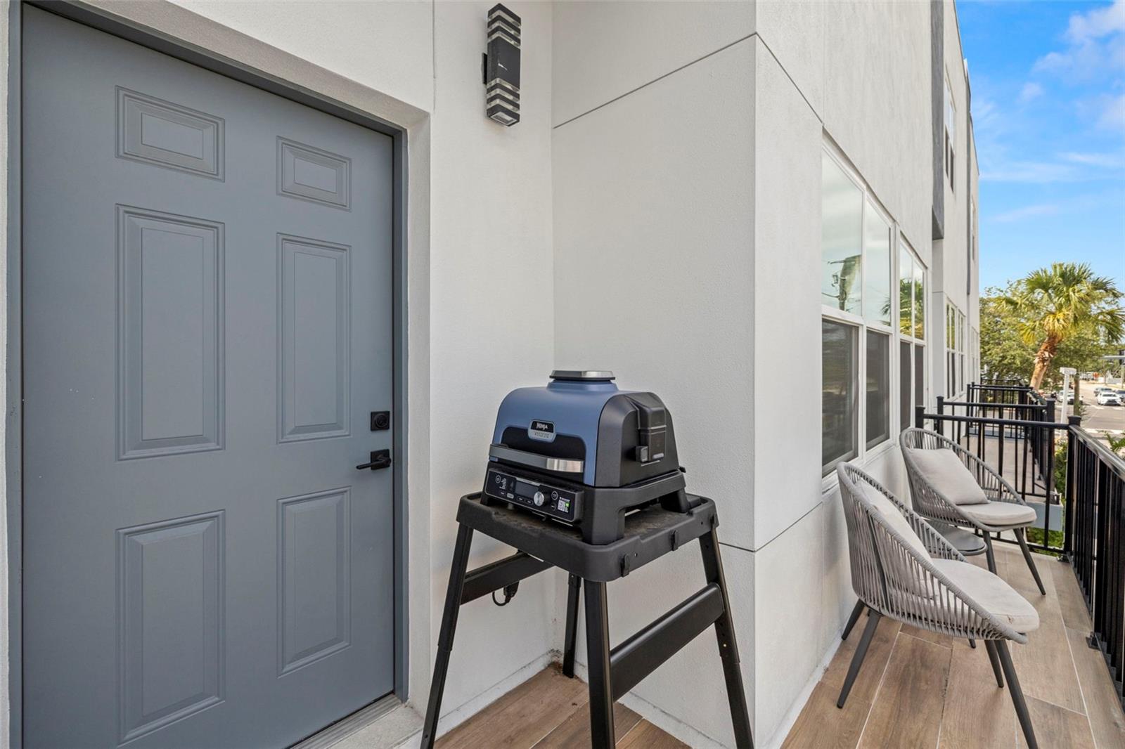 NORTH POINT TWNHMS TRACTS A & - Residential