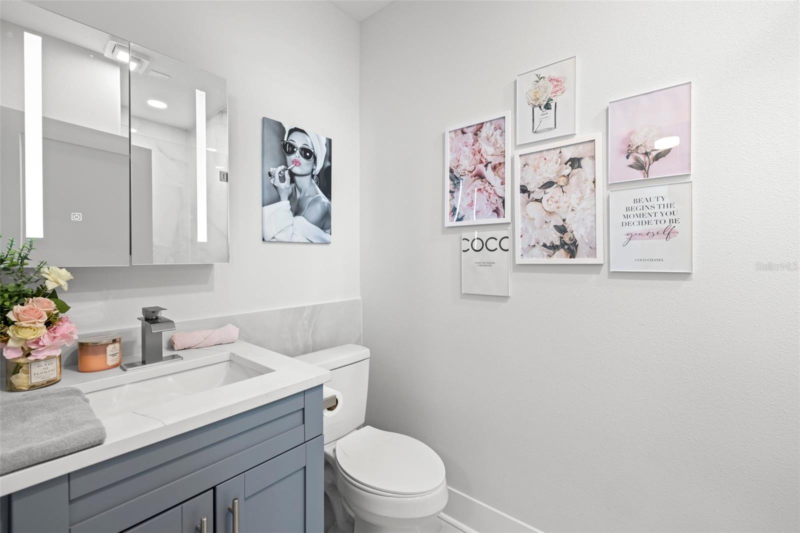 NORTH POINT TWNHMS TRACTS A & - Residential