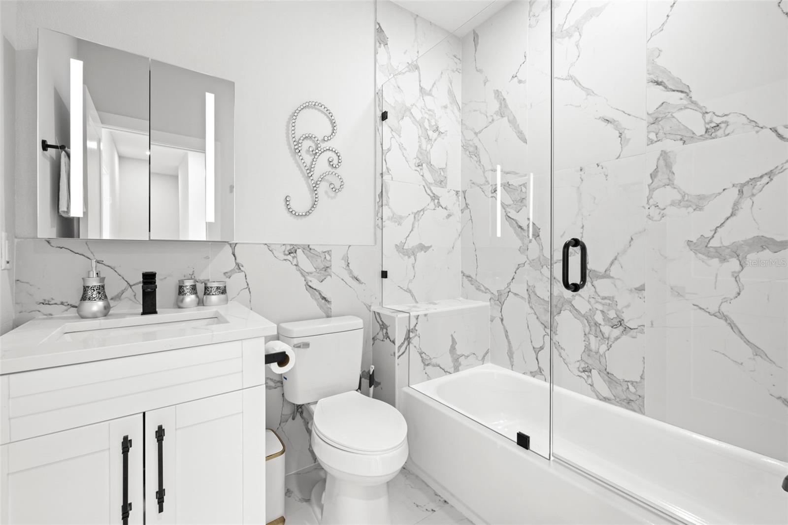 NORTH POINT TWNHMS TRACTS A & - Residential