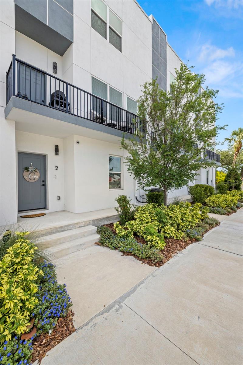 NORTH POINT TWNHMS TRACTS A & - Residential