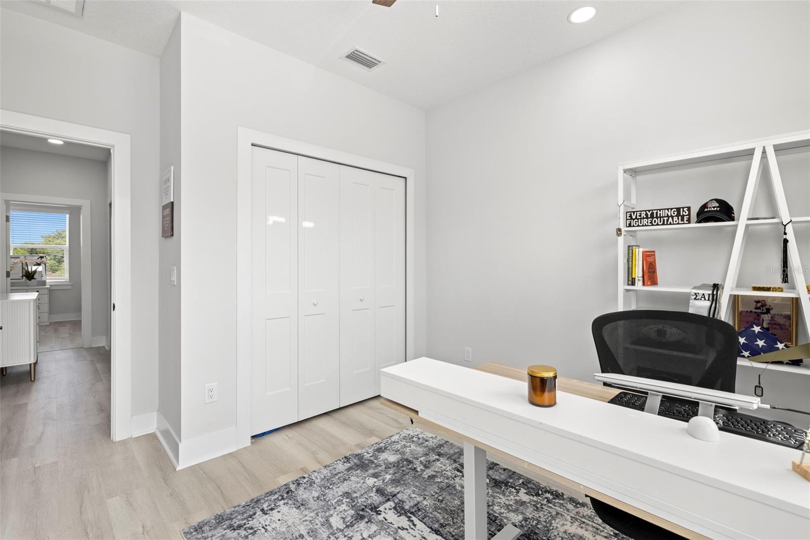 NORTH POINT TWNHMS TRACTS A & - Residential