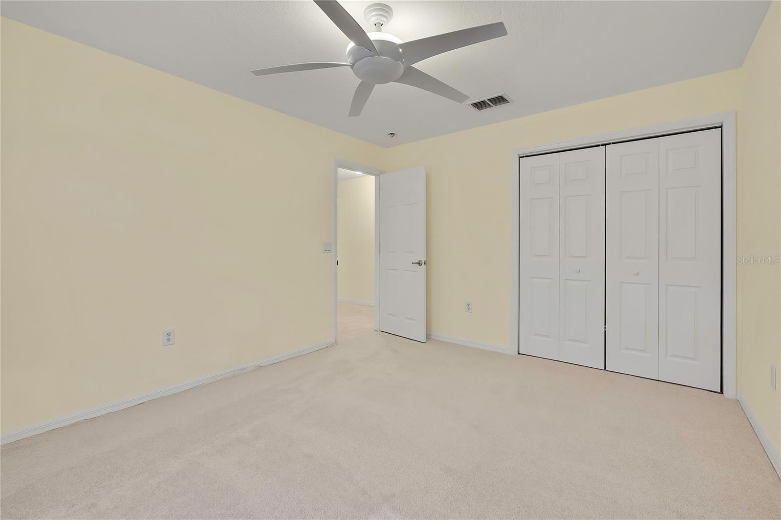 ROYAL HIGHLANDS - Residential