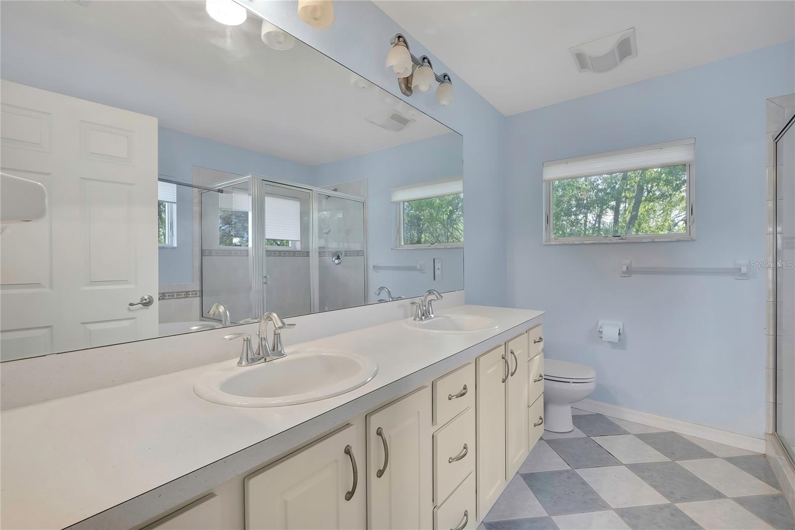 ROYAL HIGHLANDS - Residential