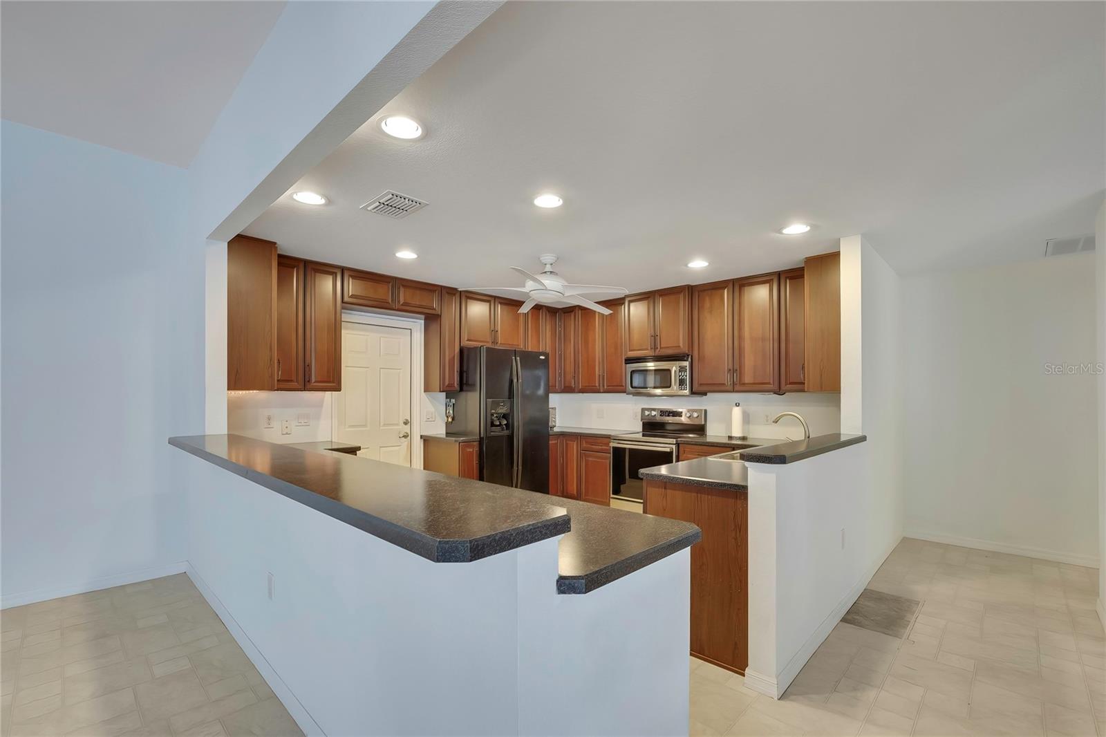 ROYAL HIGHLANDS - Residential