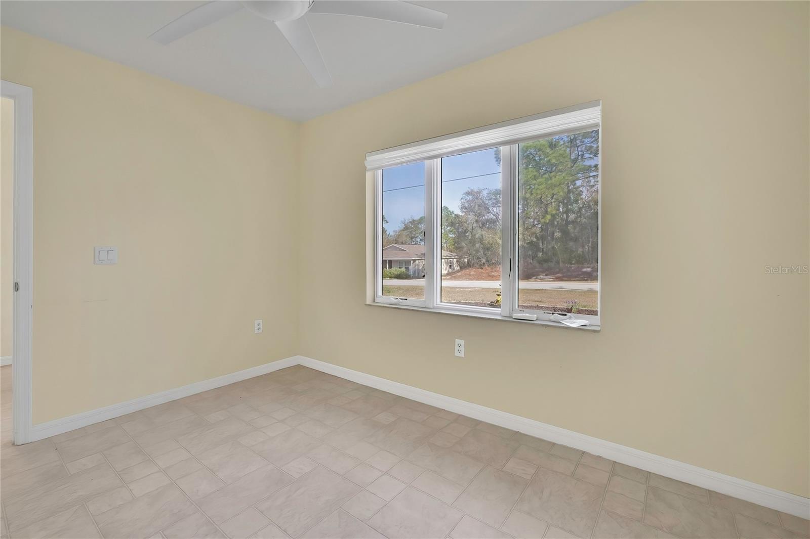 ROYAL HIGHLANDS - Residential