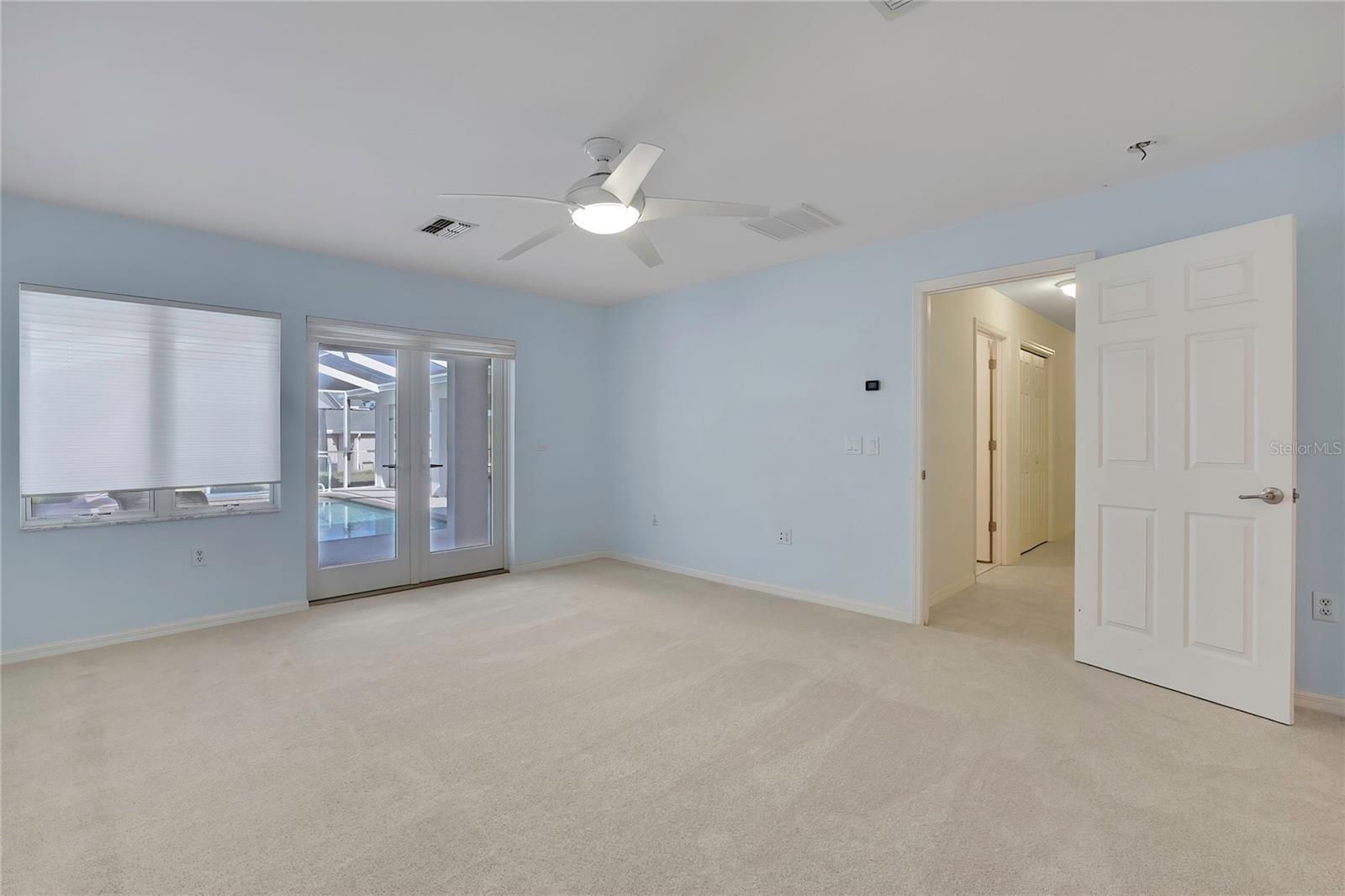 ROYAL HIGHLANDS - Residential