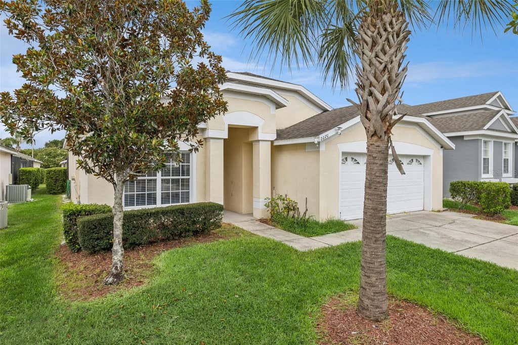 Photo of 2220 Wyndham Palms Way, Kissimmee, FL 34747 (MLS # O6429977)