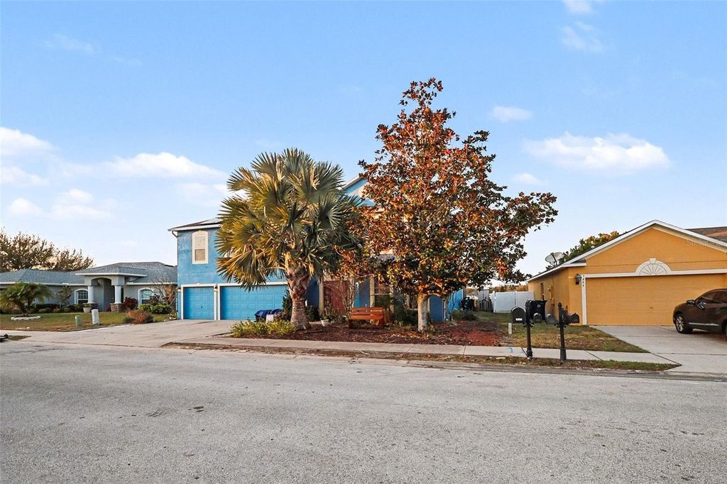 Photo of 1470 Shorewood Drive, Auburndale, FL 33823 (MLS # TB8471150)