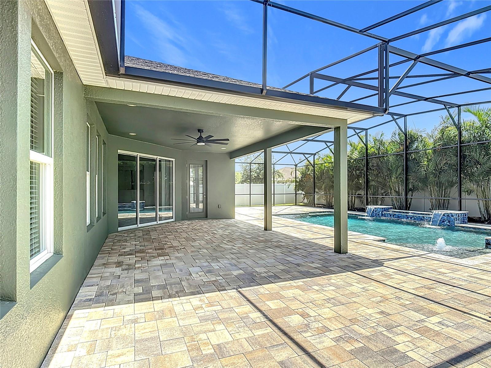 1556 ALLIGATOR STREET