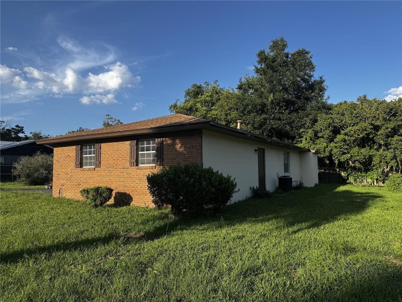 4051 SE 20TH COURT