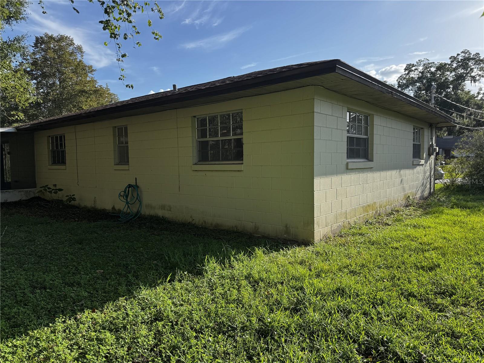 4051 SE 20TH COURT