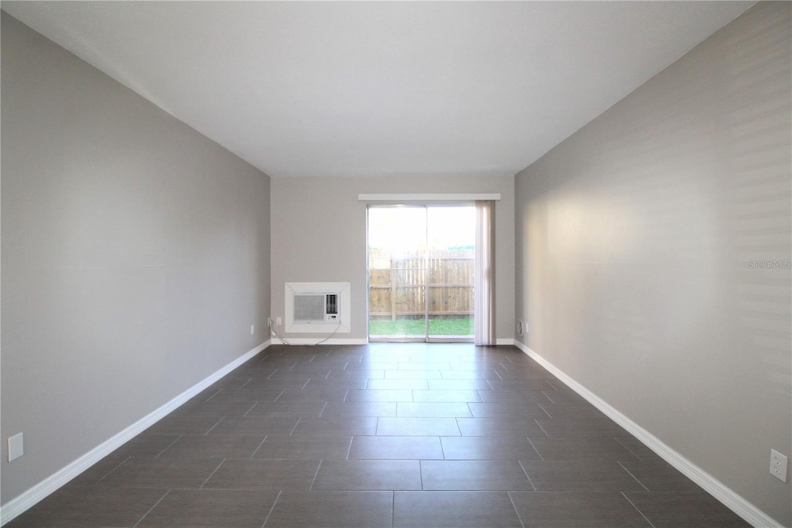 SOUTH GATE - Residential Lease