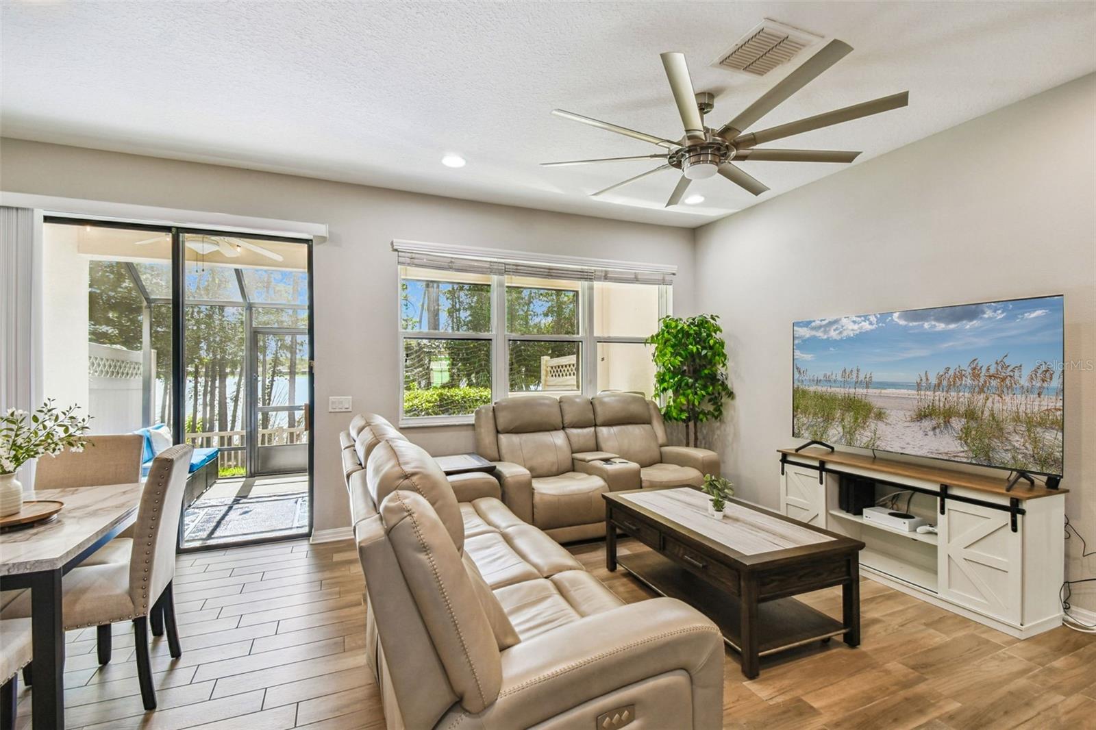 WEST LAKE TWNHMS PH 2 - Residential