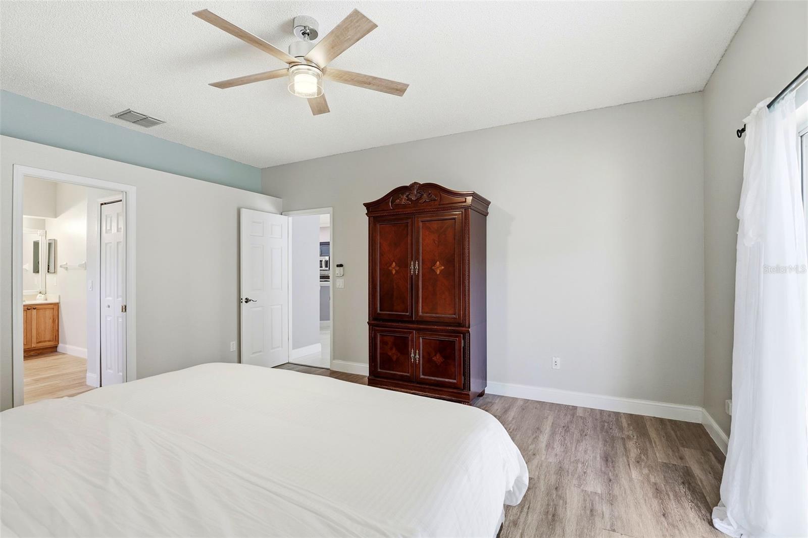 STONEYBROOK - Residential