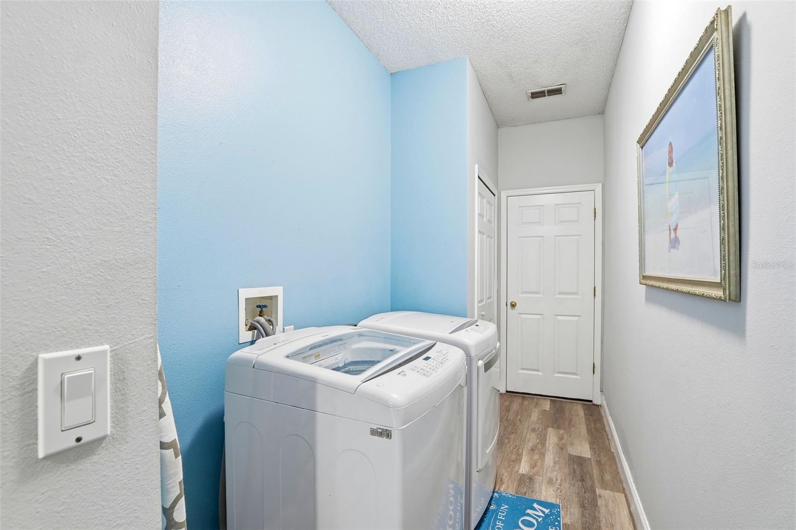 STONEYBROOK - Residential