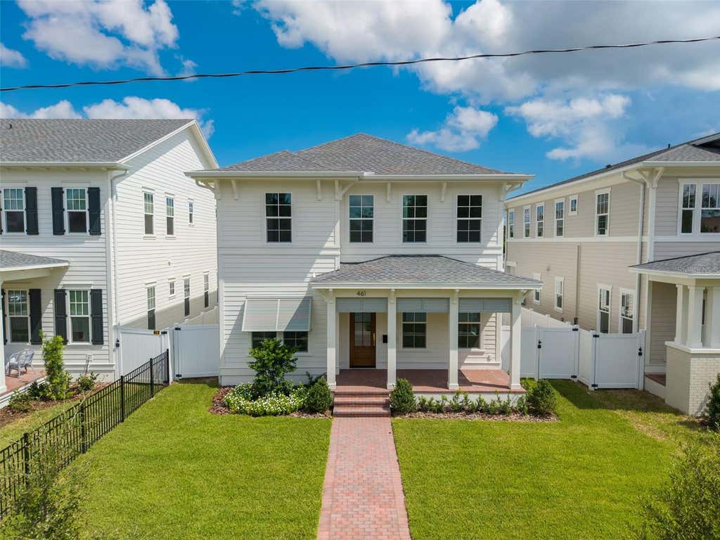 Photo of 461 47th Avenue N, St Petersburg, FL 33703 (MLS # TB8540244)