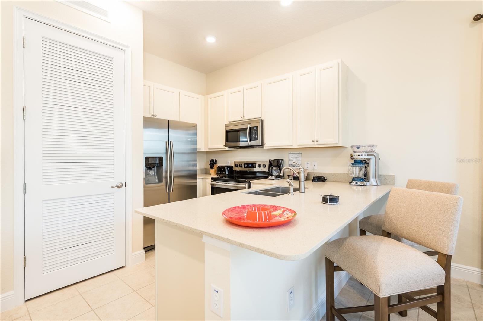 ROLLING OAKS PH 5 - Residential Lease