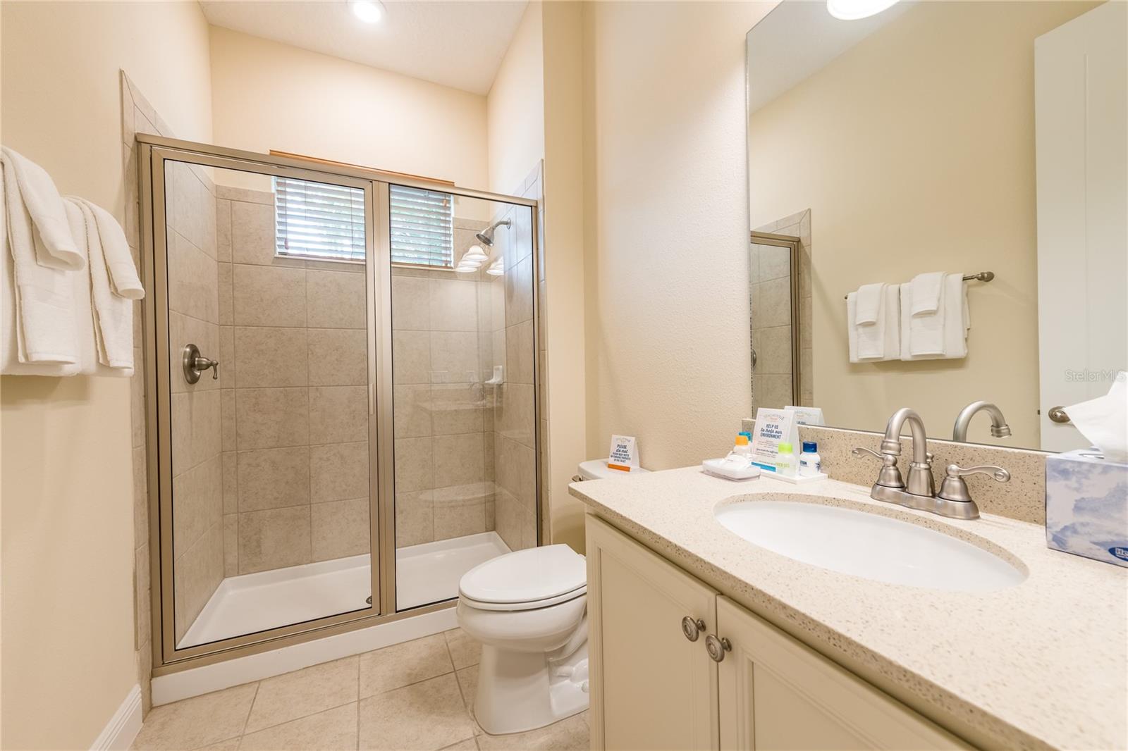 ROLLING OAKS PH 5 - Residential Lease