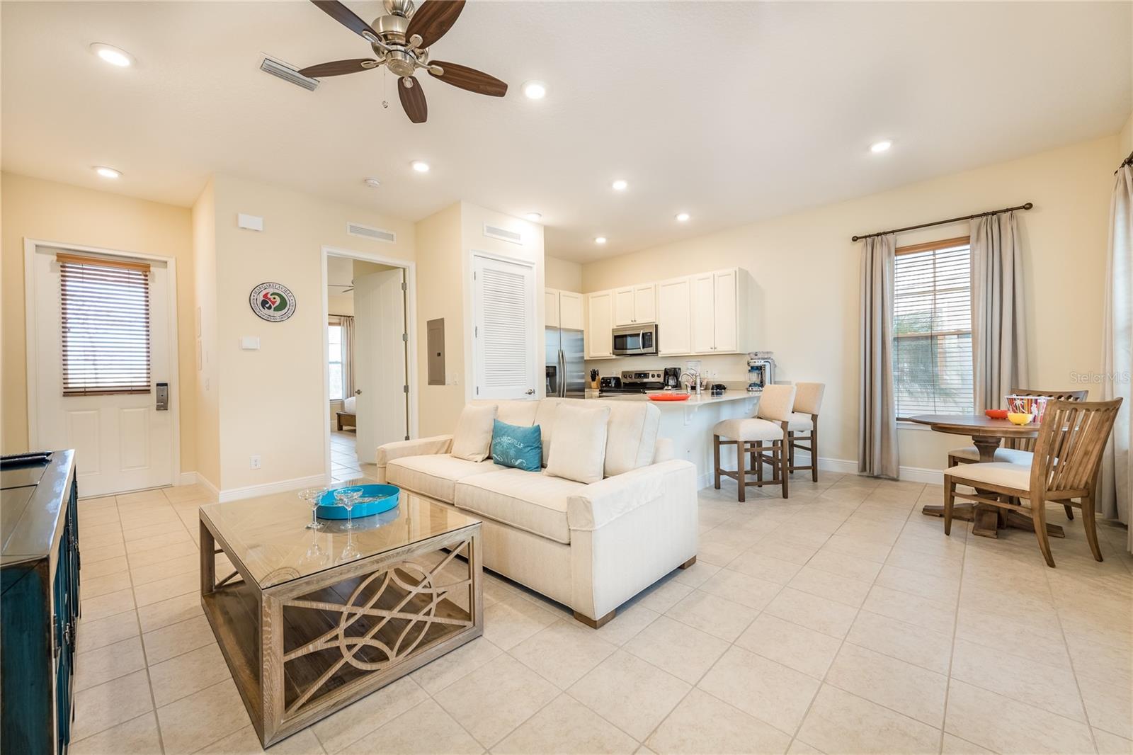 ROLLING OAKS PH 5 - Residential Lease