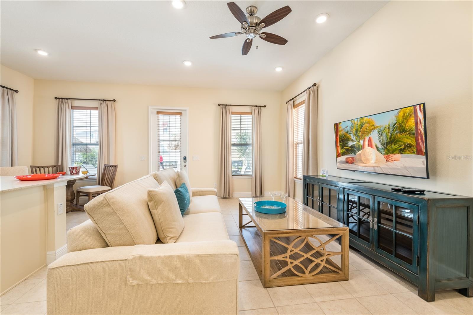 ROLLING OAKS PH 5 - Residential Lease