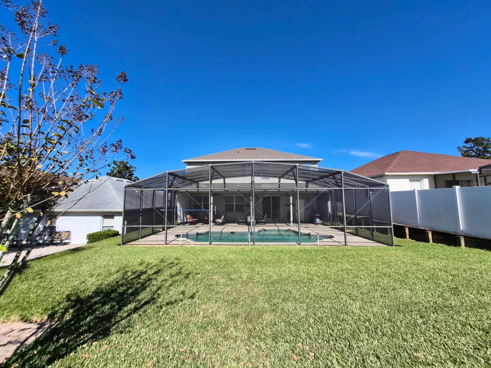 FOUR CORNERS PH 01 - Residential