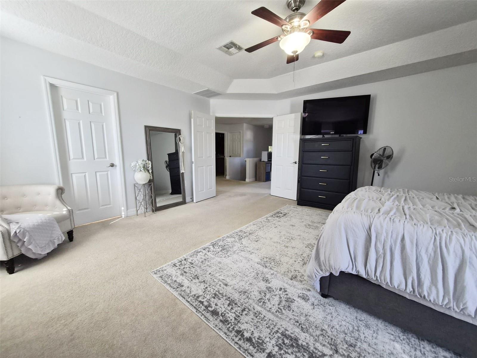 FOUR CORNERS PH 01 - Residential