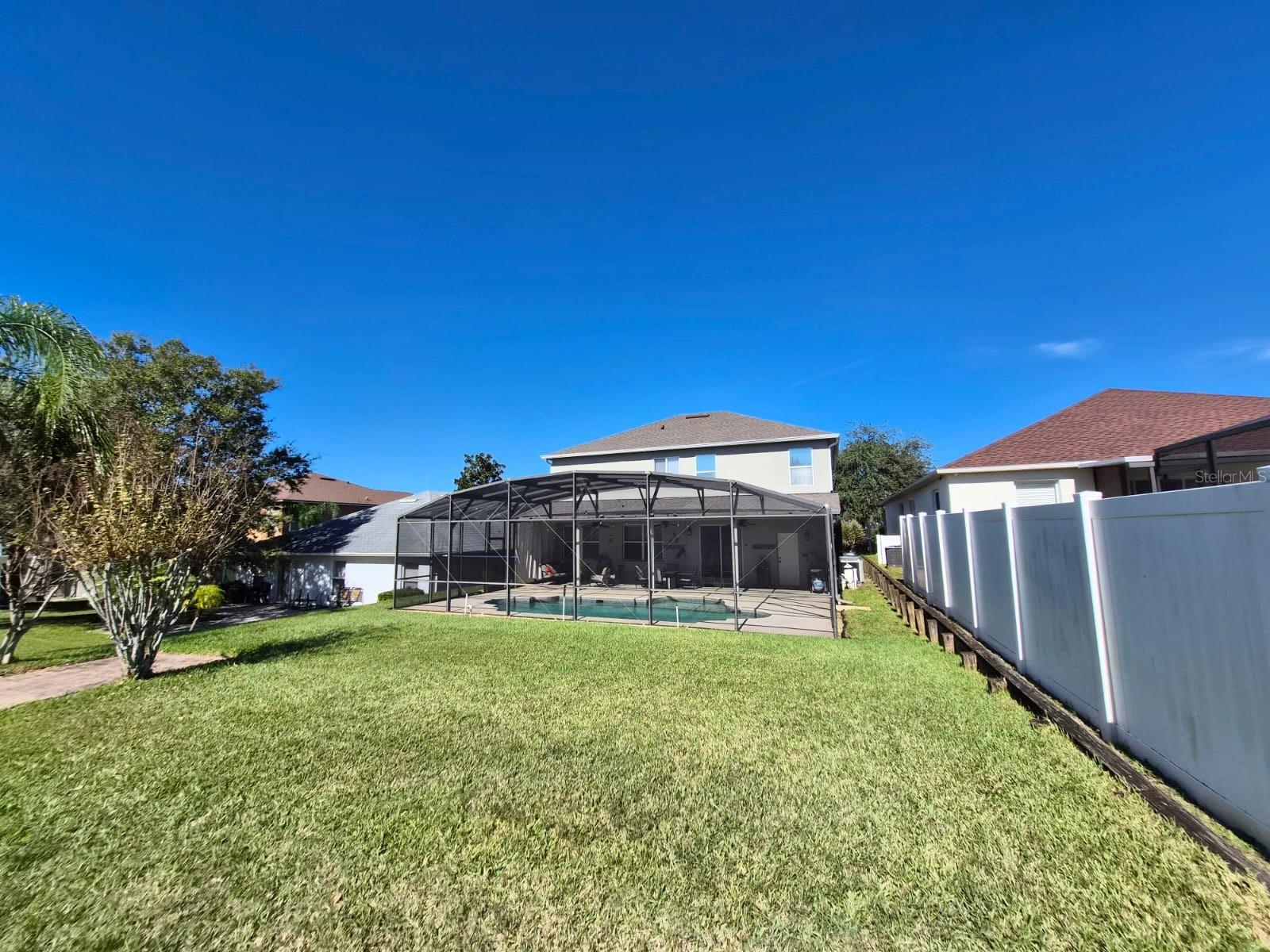 FOUR CORNERS PH 01 - Residential