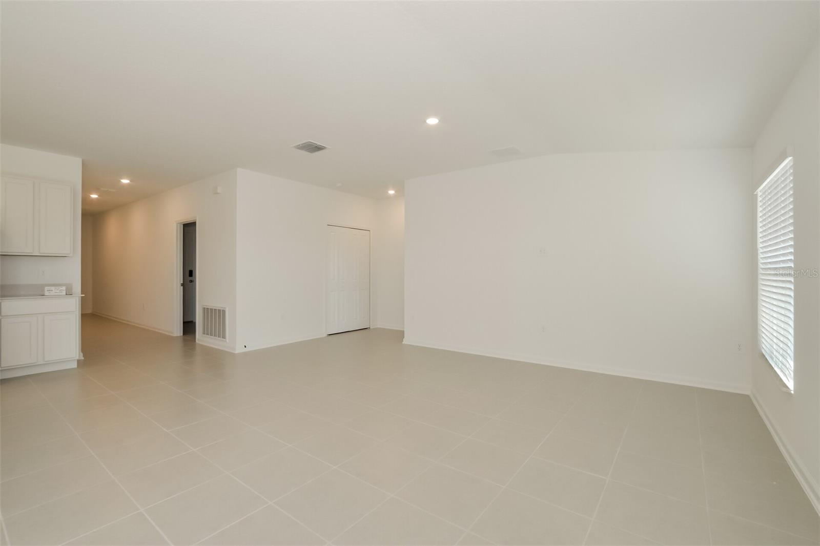 CROSSWINDS EAST PH 1 - Residential Lease