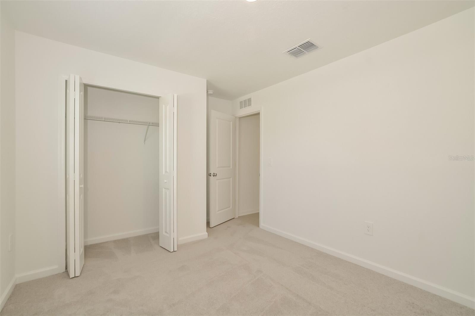 CROSSWINDS EAST PH 1 - Residential Lease