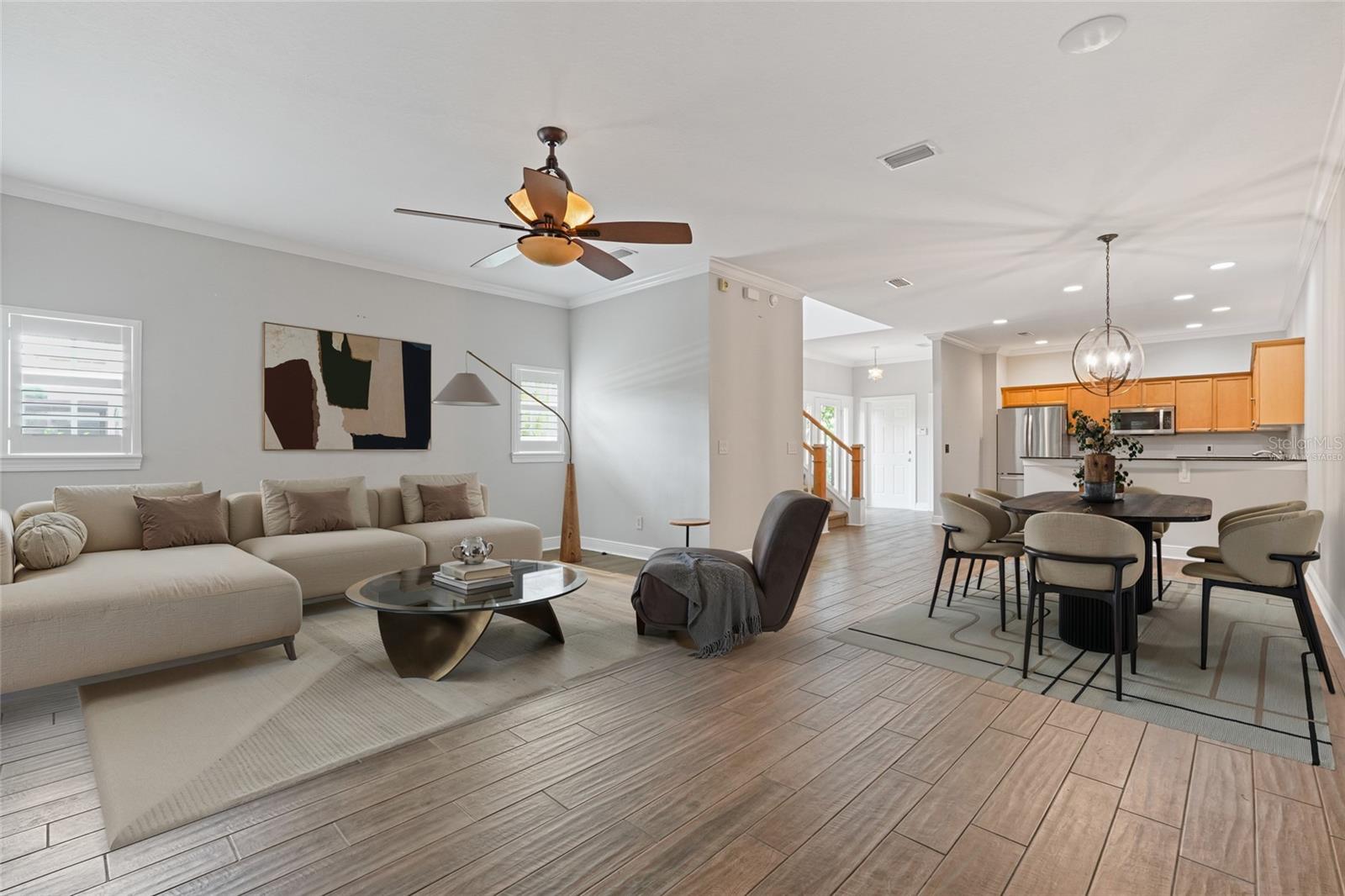 290 VALENCIA CIRCLE