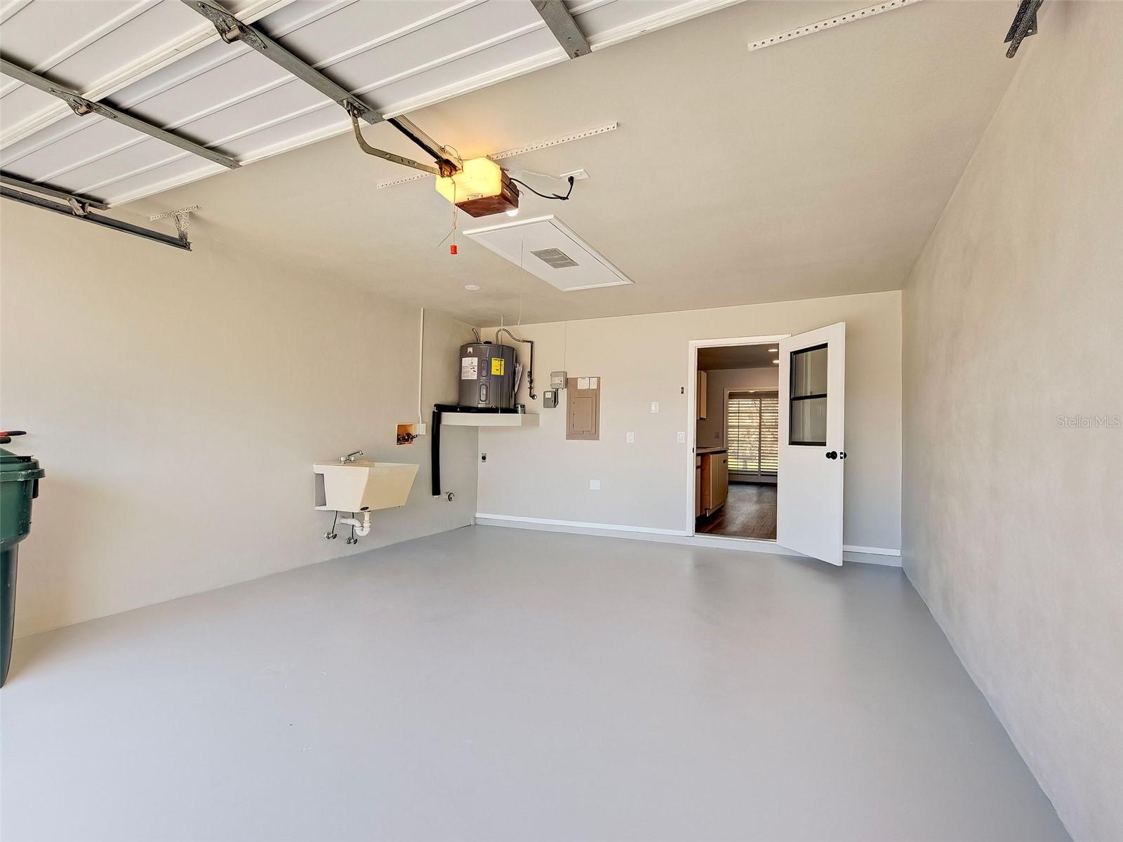 FOXWOOD - Residential