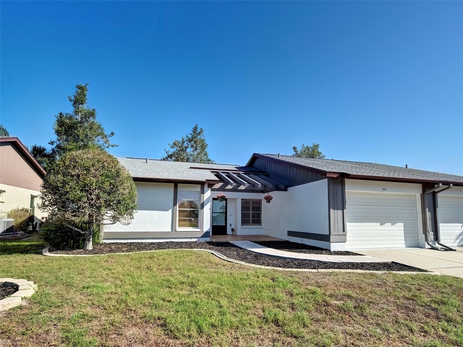 FOXWOOD - Residential