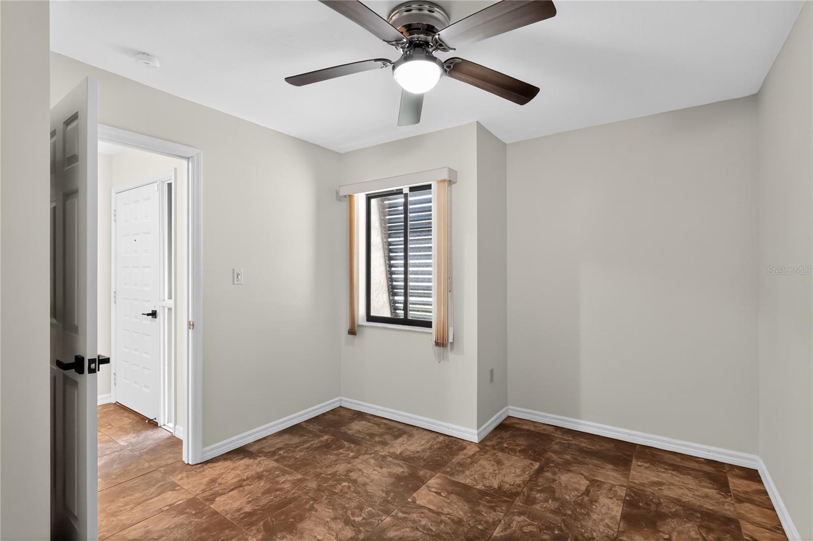 VISTA DEL LARGO CONDOMINIUMS - Residential