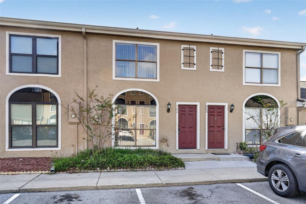 Photo of 604 Casa Park Court G, Winter Springs, FL 32708 (MLS # O6453699)
