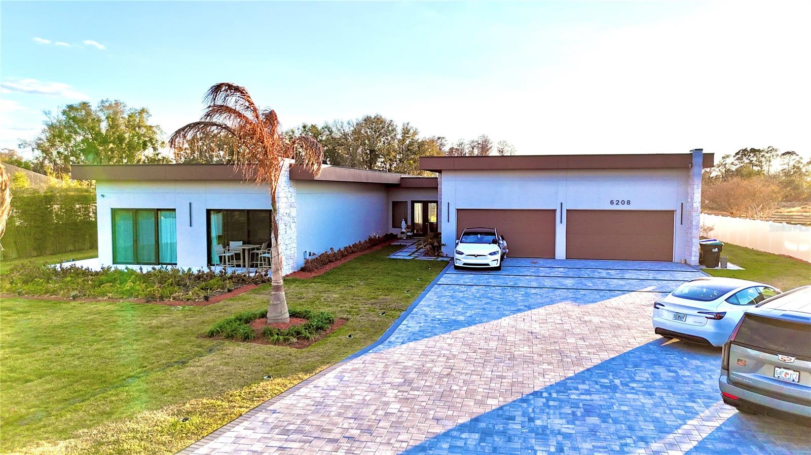 LANDINGS AT LAKE SAWYER - Residential