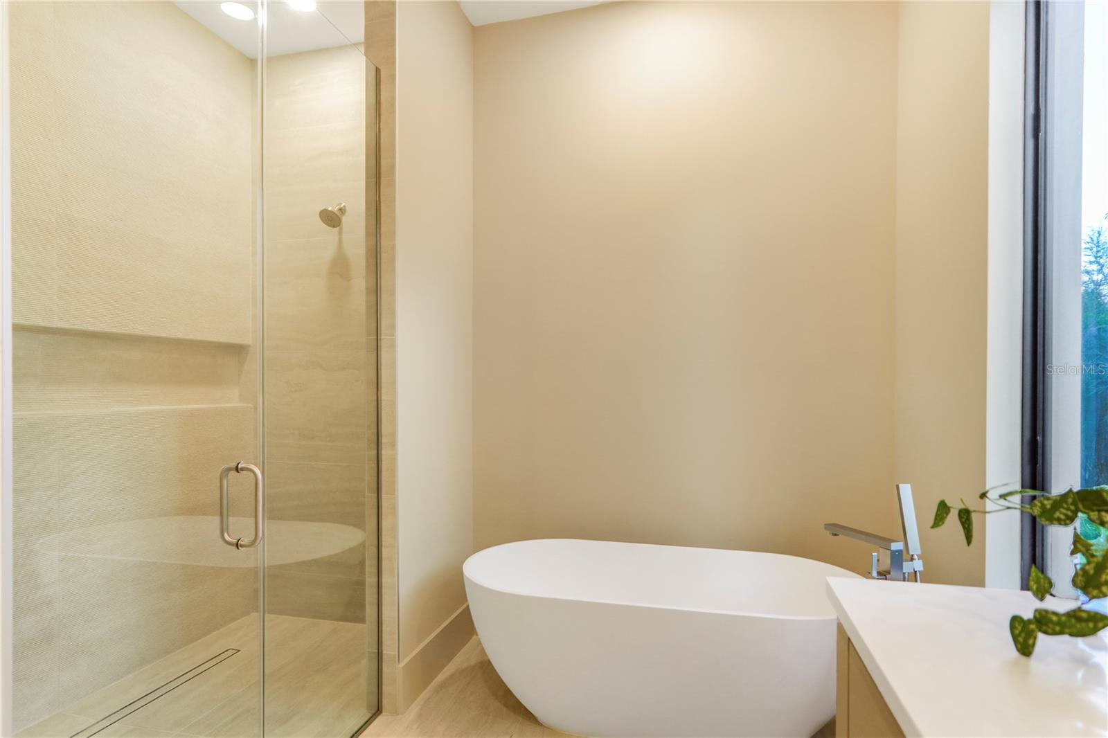 LANDINGS AT LAKE SAWYER - Residential