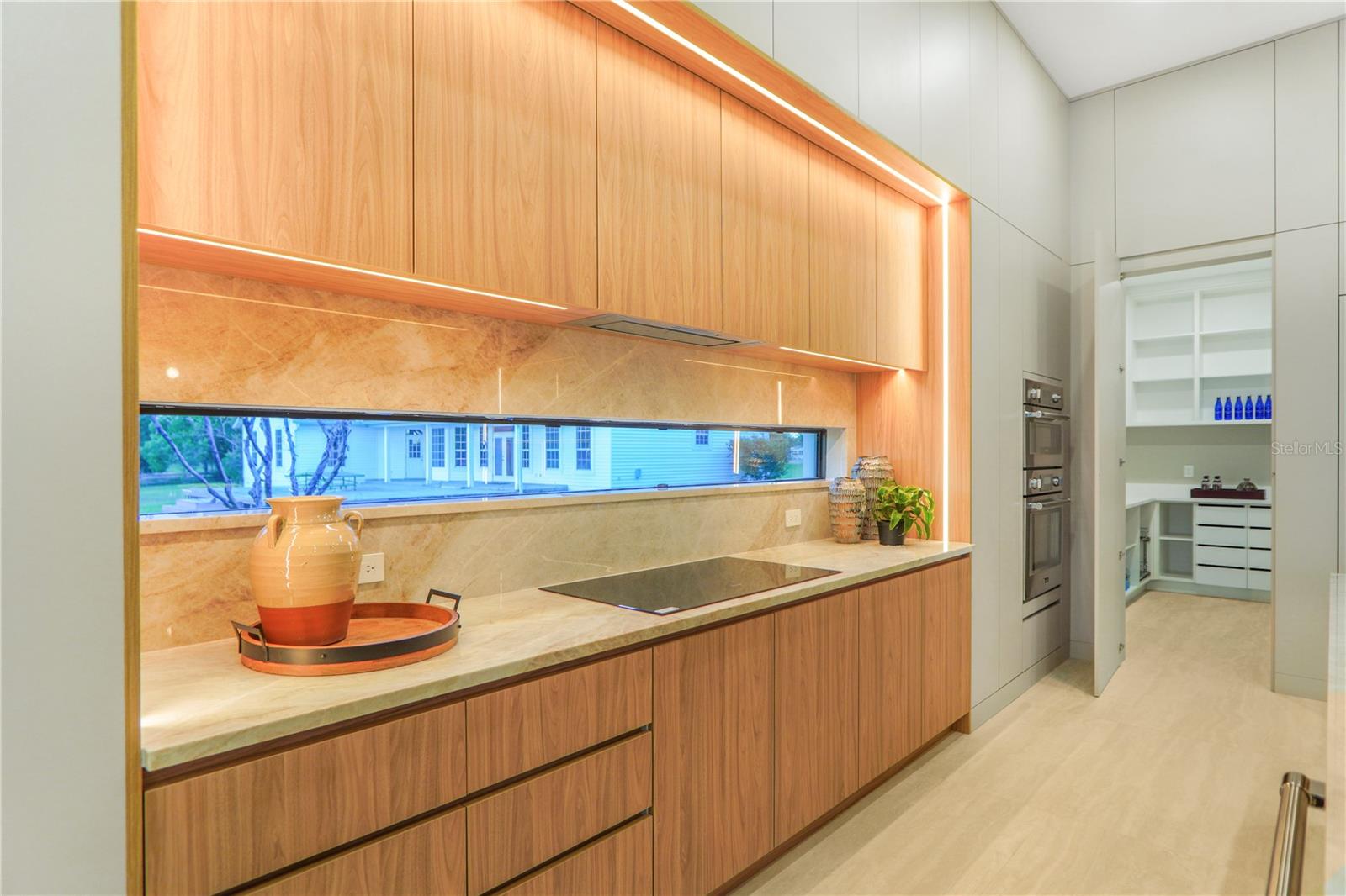 6208 WINTER GARDEN VINELAND ROAD