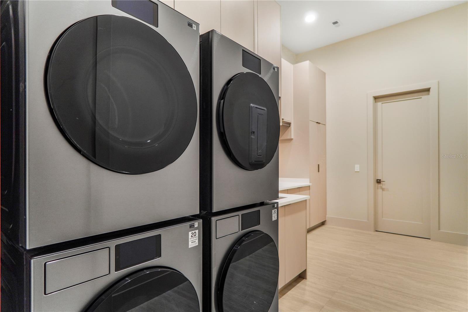 LANDINGS AT LAKE SAWYER - Residential