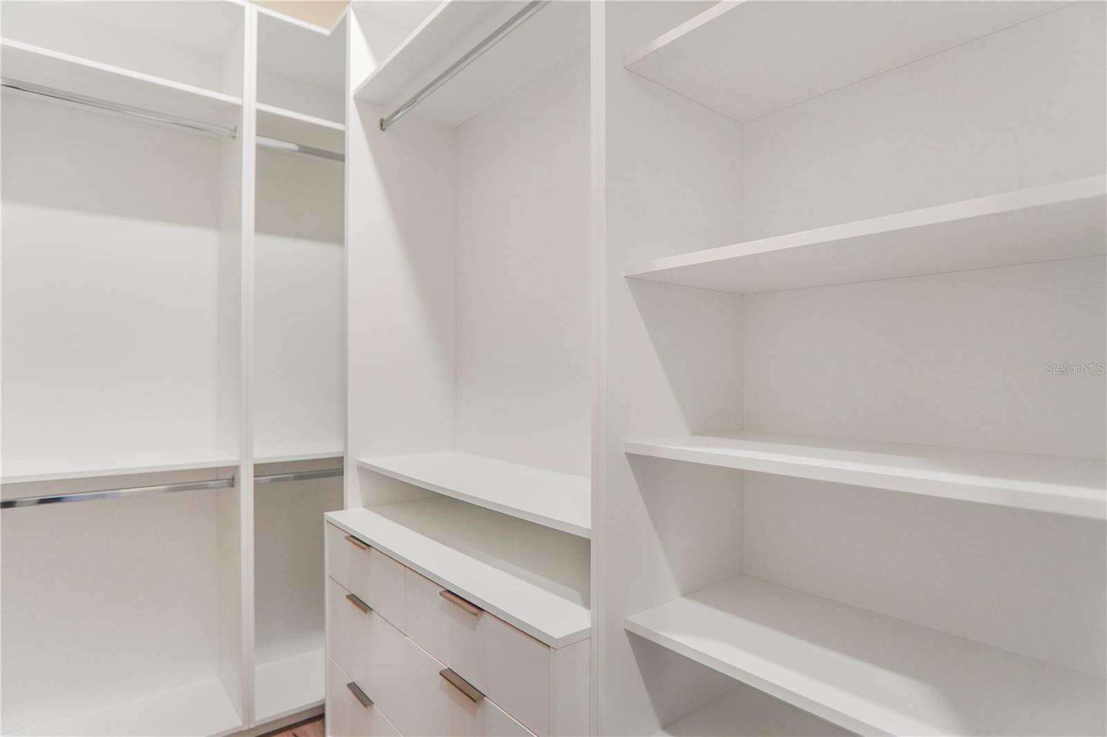 LANDINGS AT LAKE SAWYER - Residential