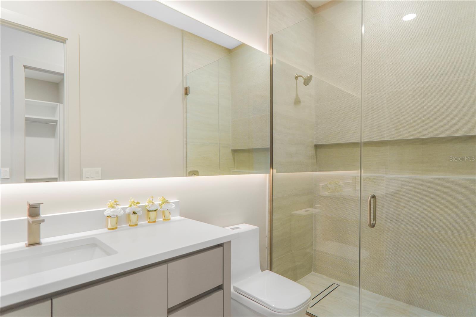 LANDINGS AT LAKE SAWYER - Residential