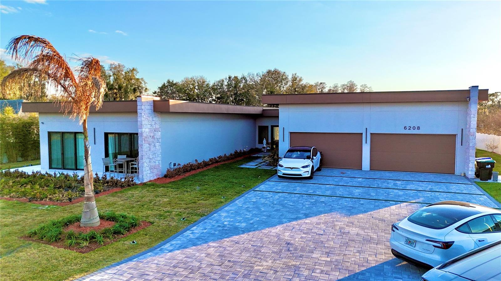 LANDINGS AT LAKE SAWYER - Residential