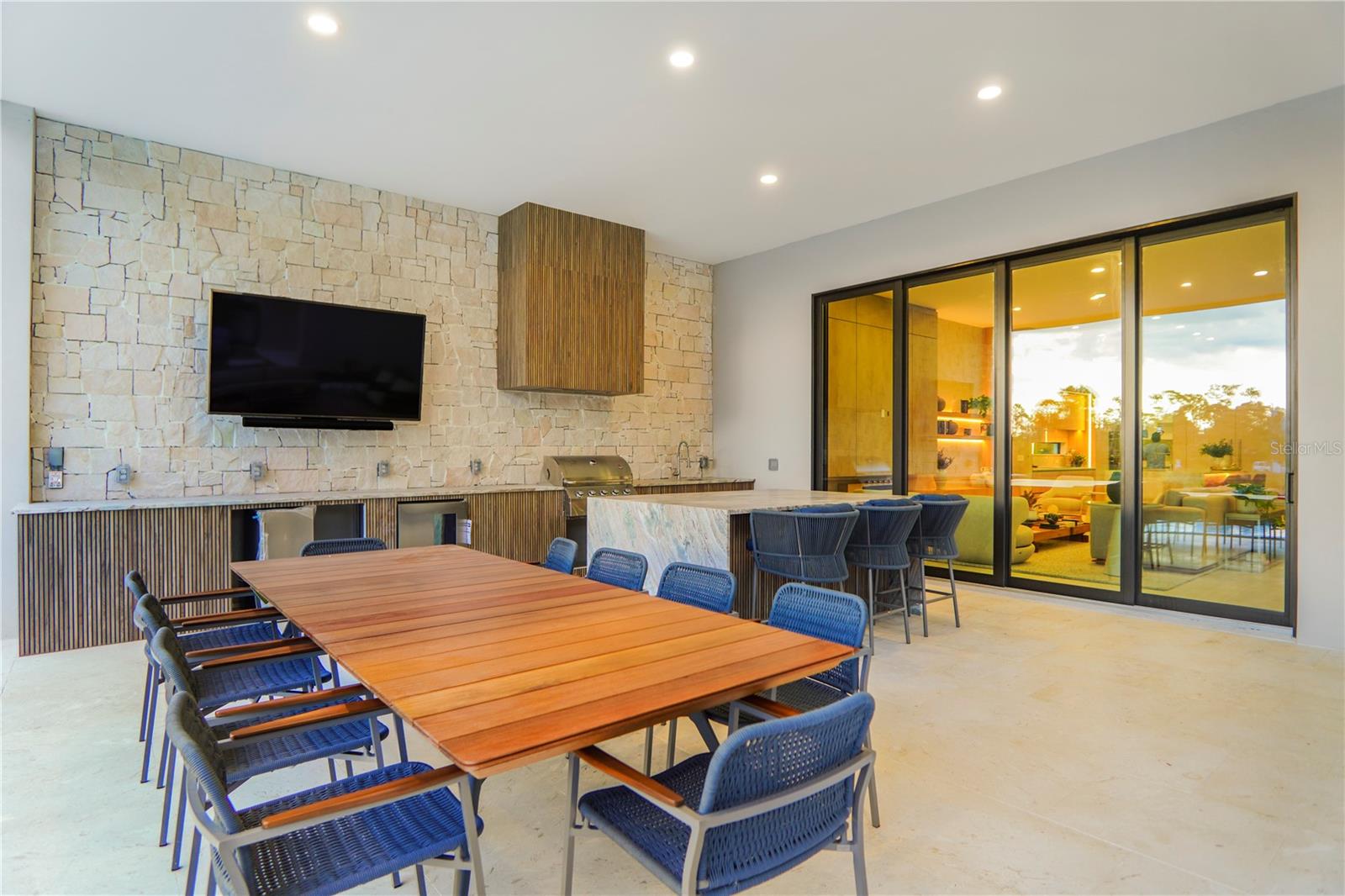 LANDINGS AT LAKE SAWYER - Residential