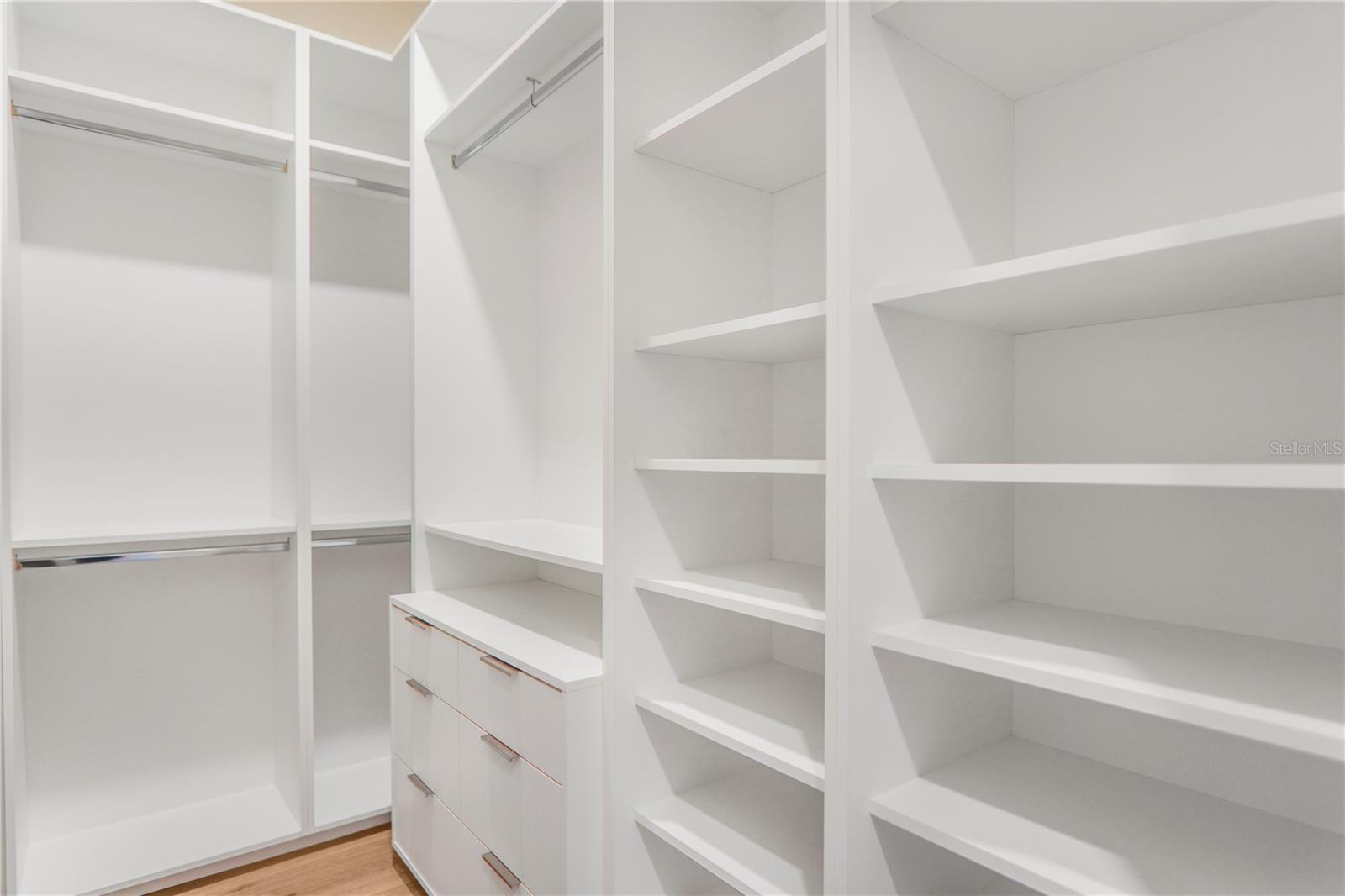 LANDINGS AT LAKE SAWYER - Residential