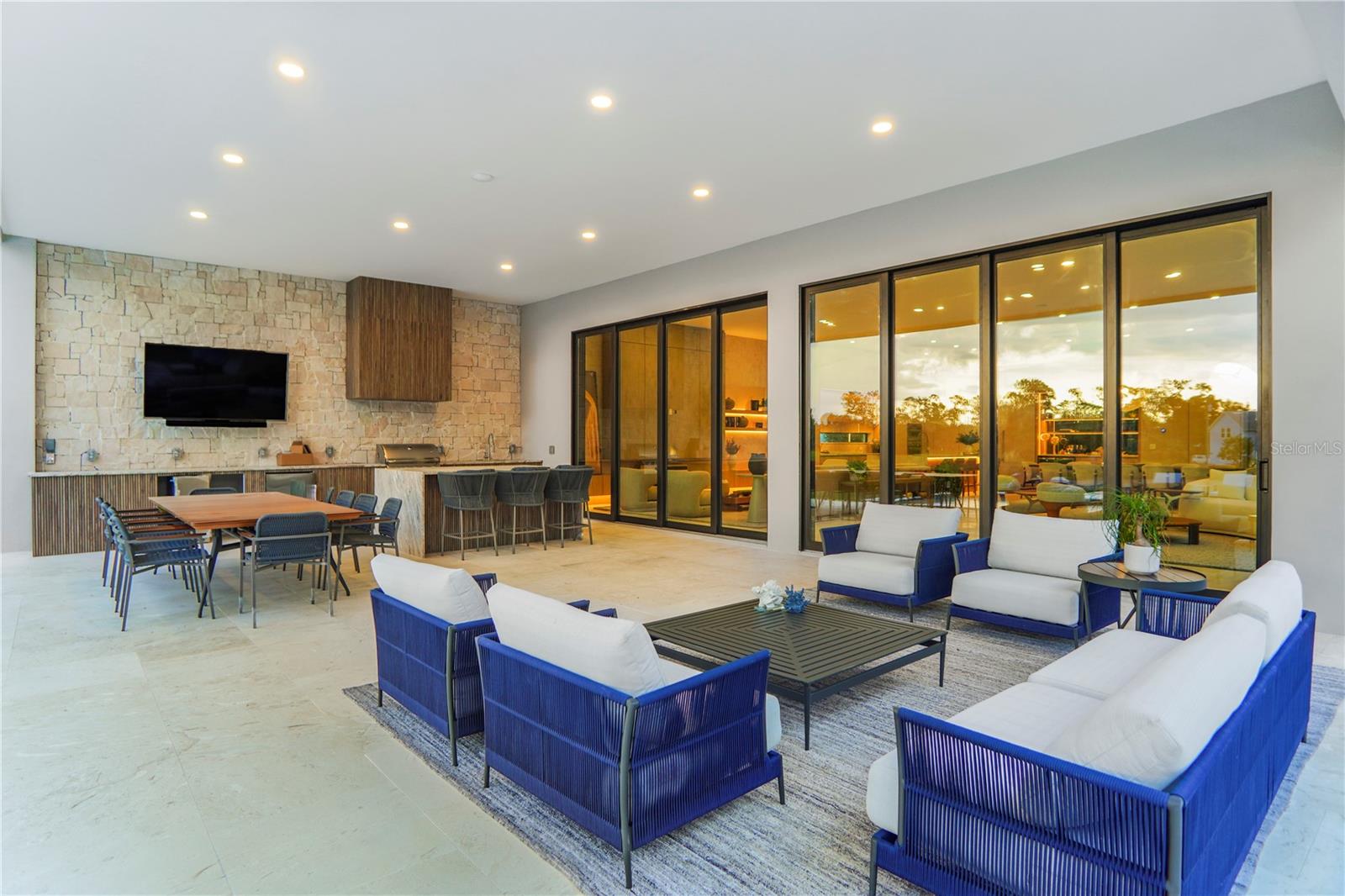 LANDINGS AT LAKE SAWYER - Residential