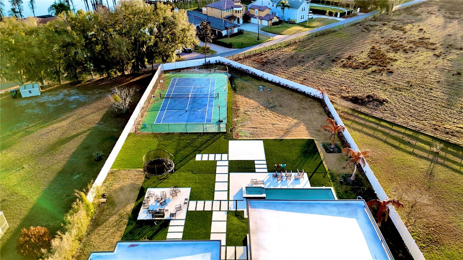 LANDINGS AT LAKE SAWYER - Residential