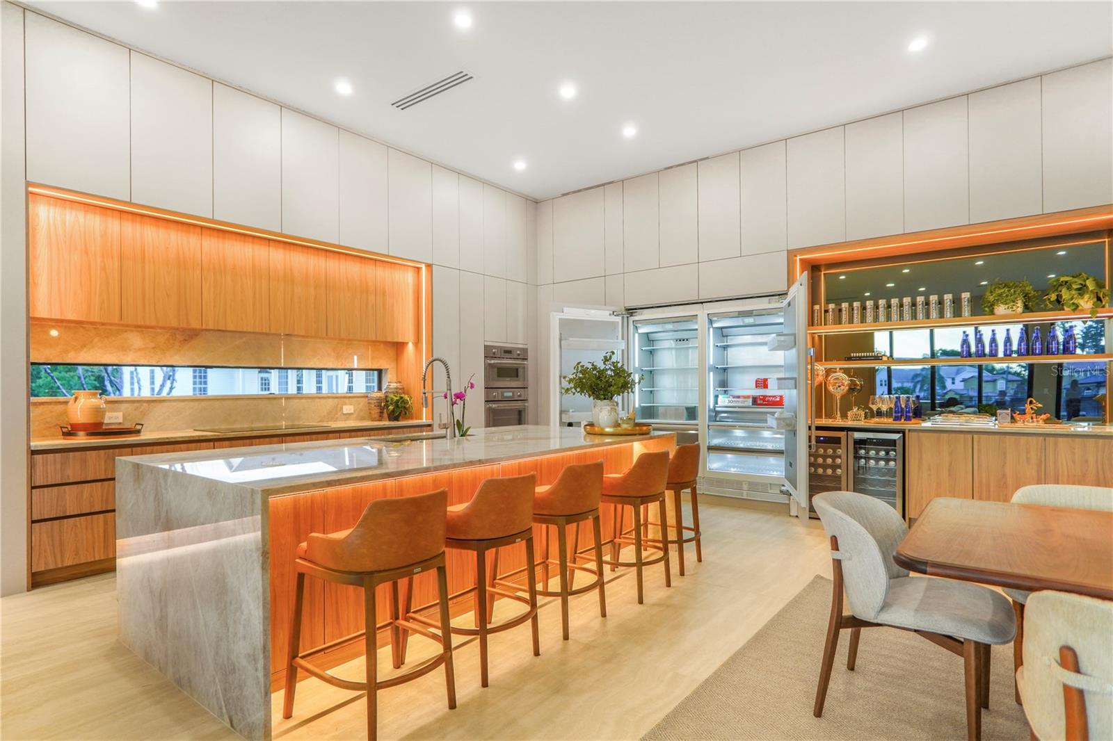 LANDINGS AT LAKE SAWYER - Residential