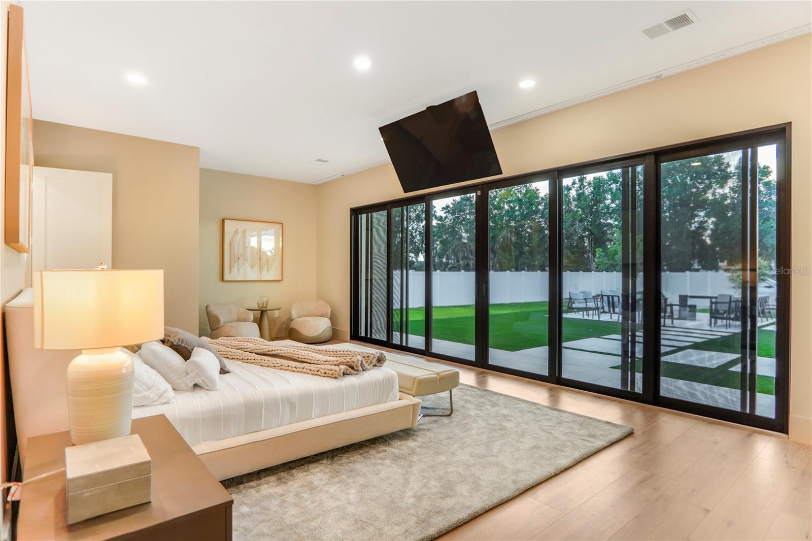 LANDINGS AT LAKE SAWYER - Residential