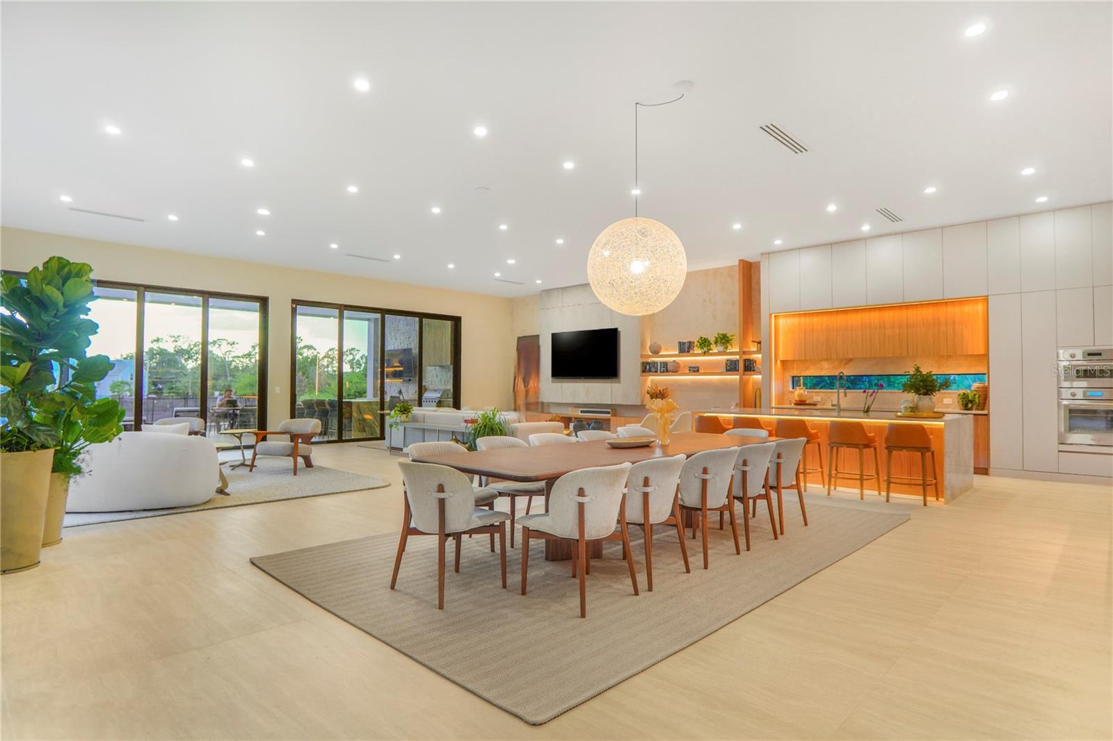 LANDINGS AT LAKE SAWYER - Residential