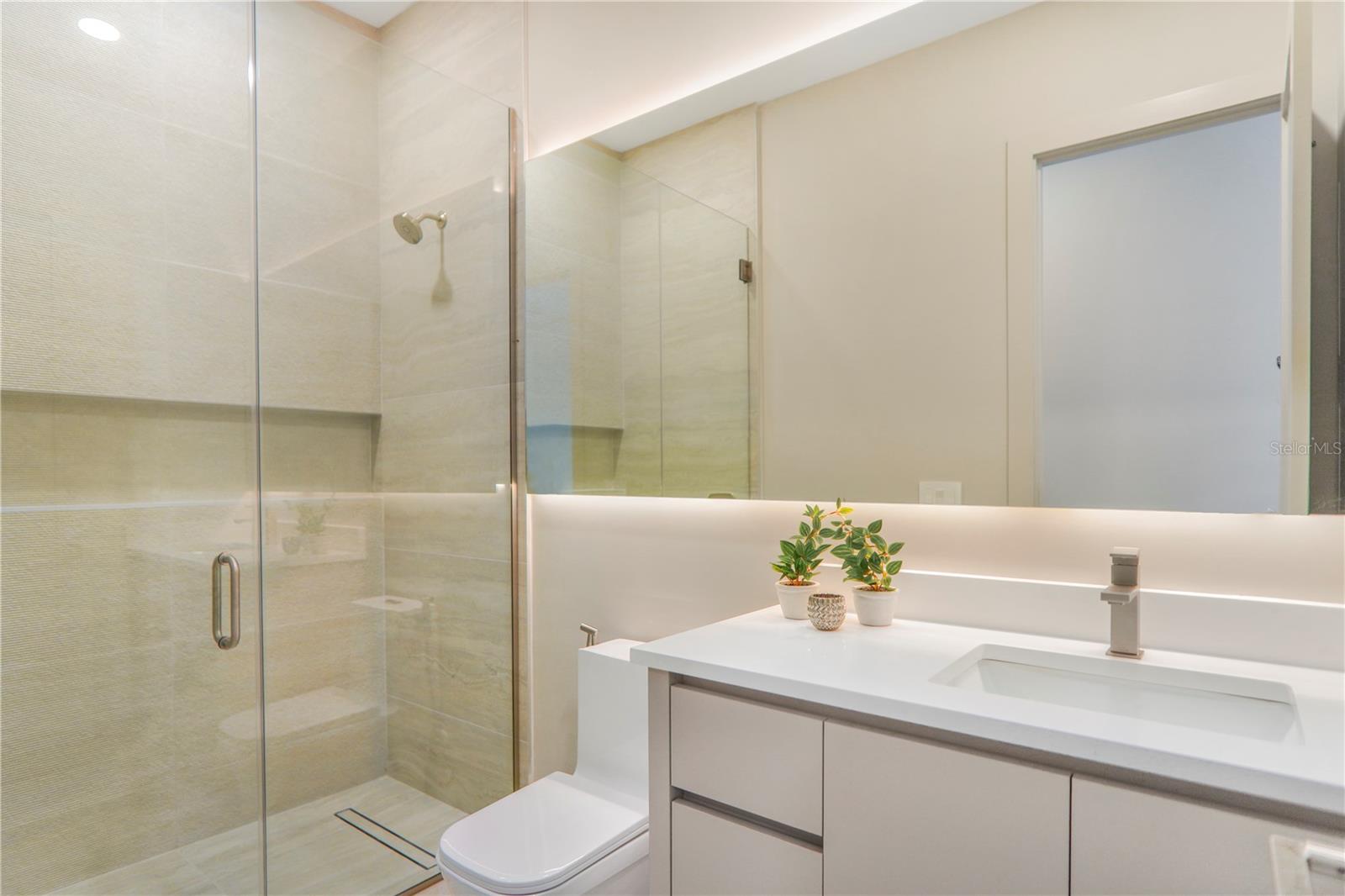 LANDINGS AT LAKE SAWYER - Residential