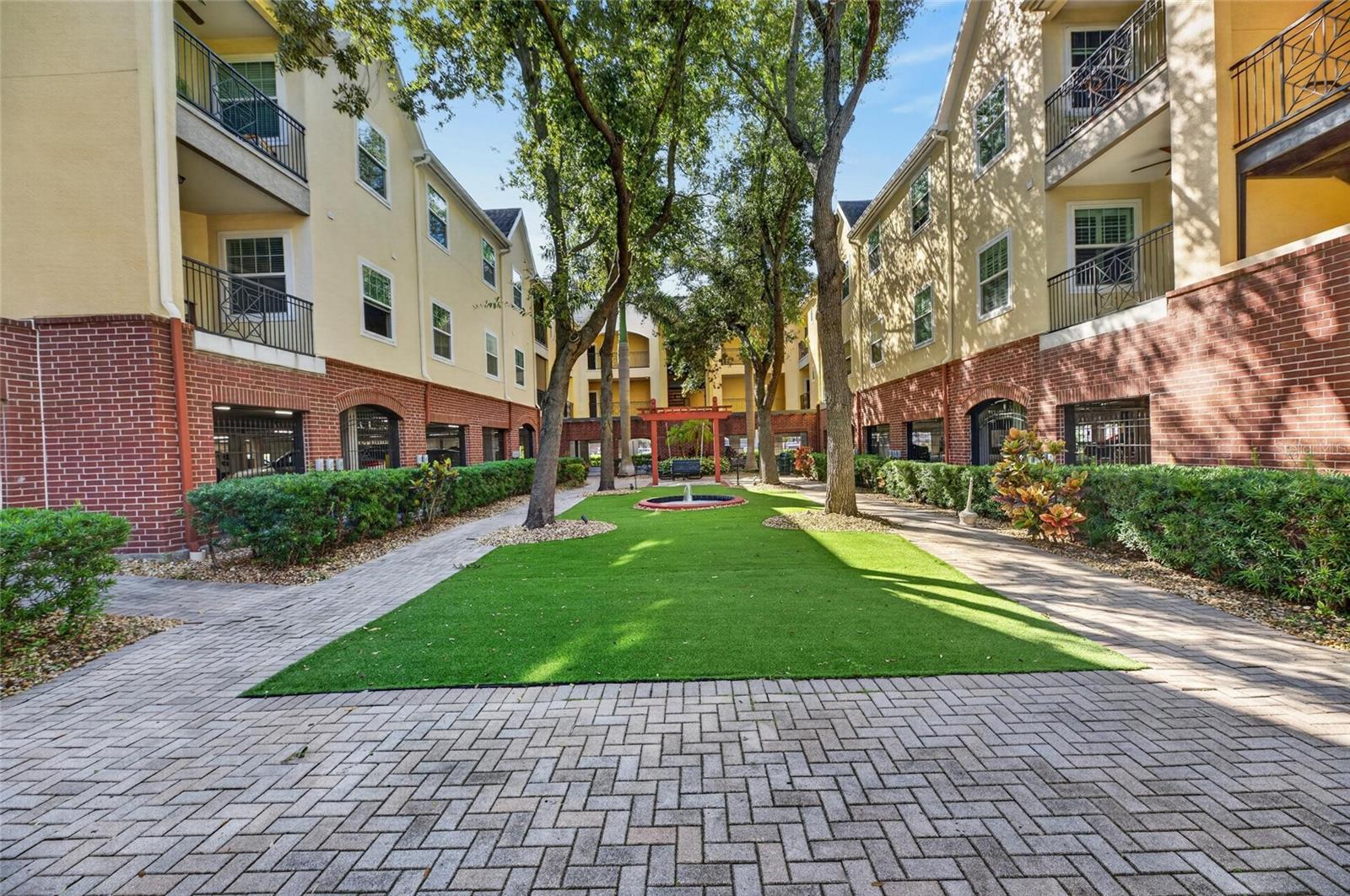2010 E PALM AVENUE 14217
